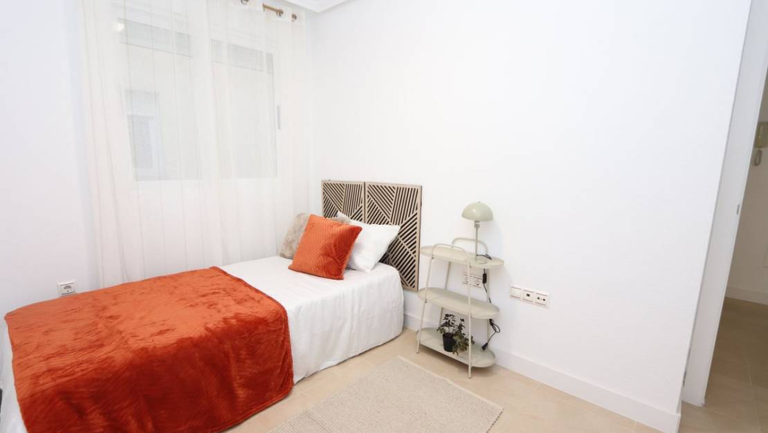 Sale - Apartment - Torrevieja - Torrevieja Centro