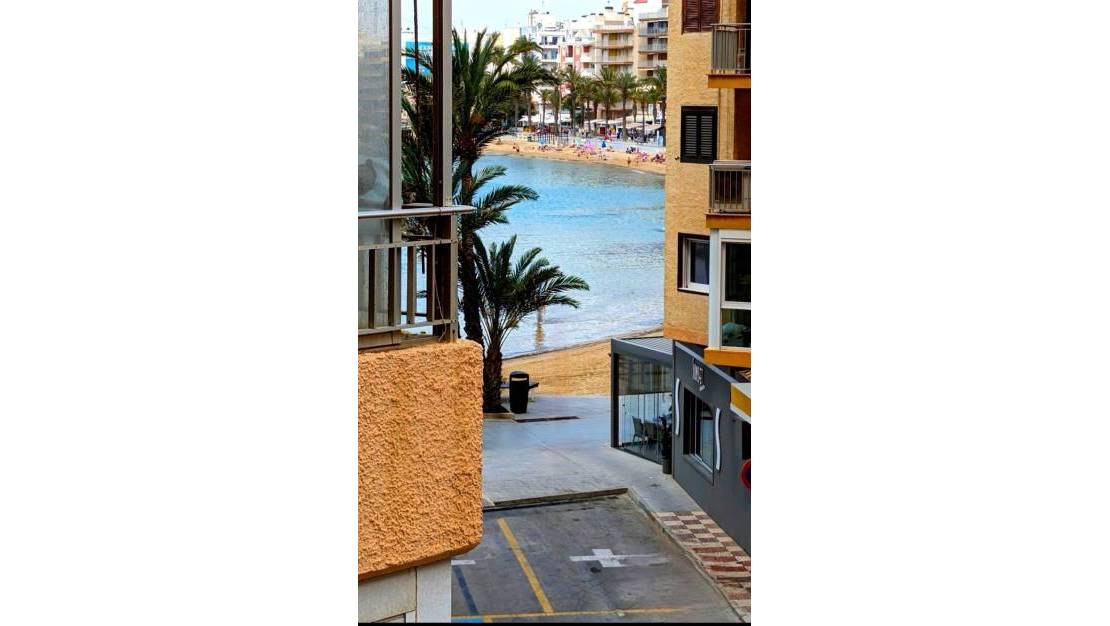 Sale - Apartment - Torrevieja - Torrevieja Centro