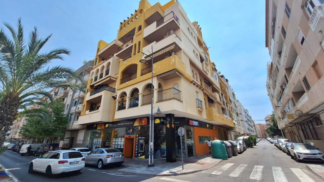 Sale - Apartment - Torrevieja - Torrevieja Centro