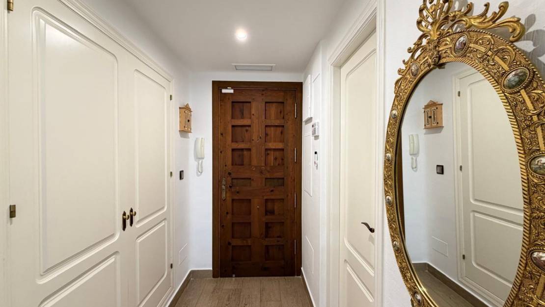 Sale - Apartment - Torrevieja - Torrevieja Centro