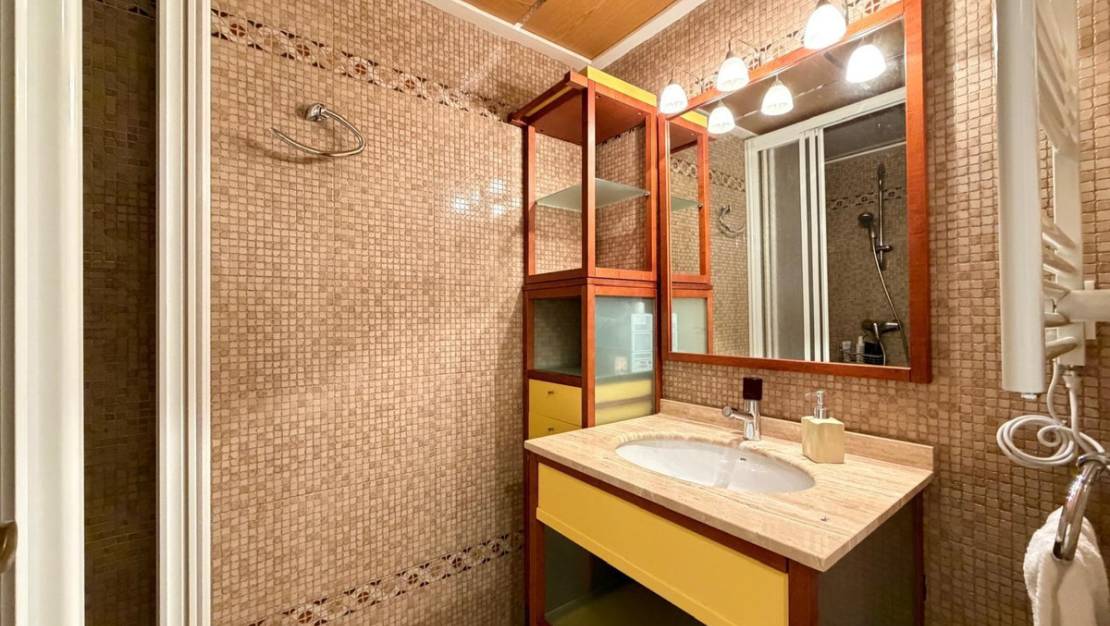 Sale - Apartment - Torrevieja - Torrevieja Centro