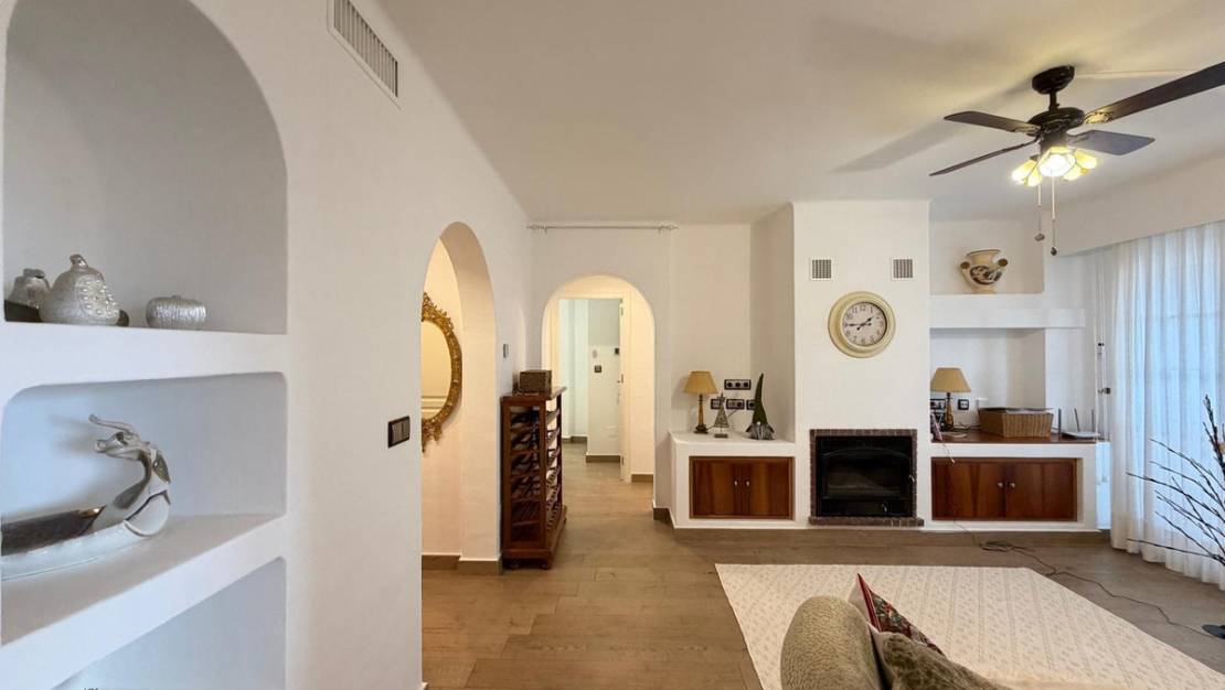 Sale - Apartment - Torrevieja - Torrevieja Centro