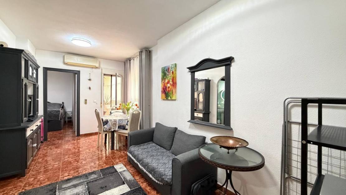 Sale - Apartment - Torrevieja - Torrevieja Centro