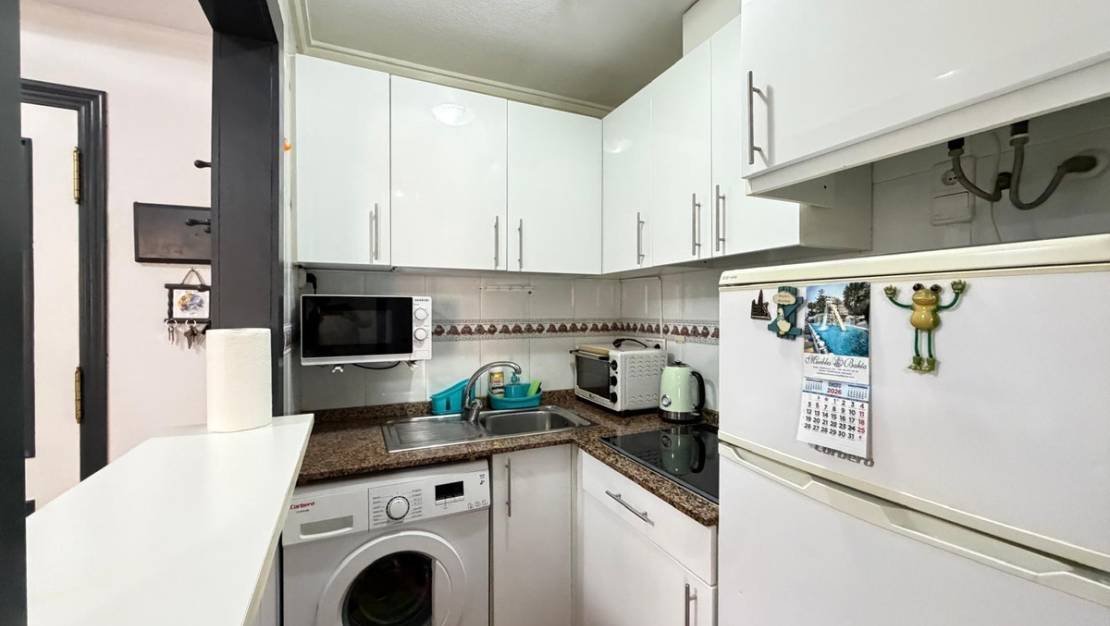 Sale - Apartment - Torrevieja - Torrevieja Centro