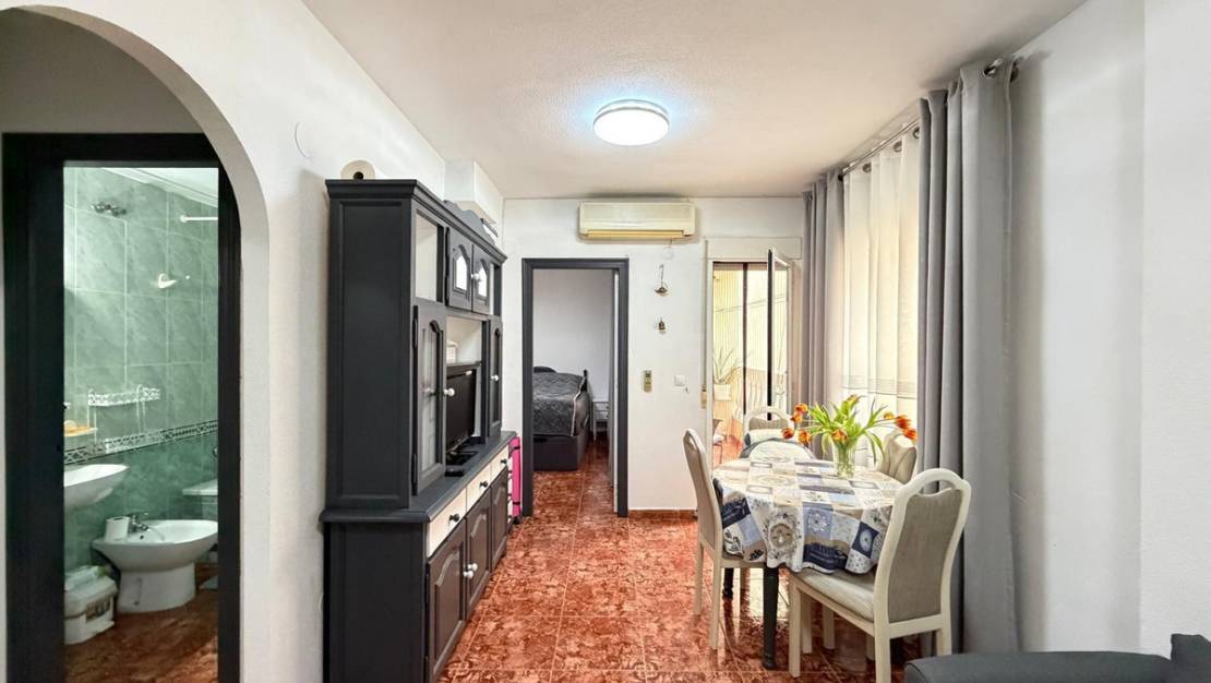 Sale - Apartment - Torrevieja - Torrevieja Centro