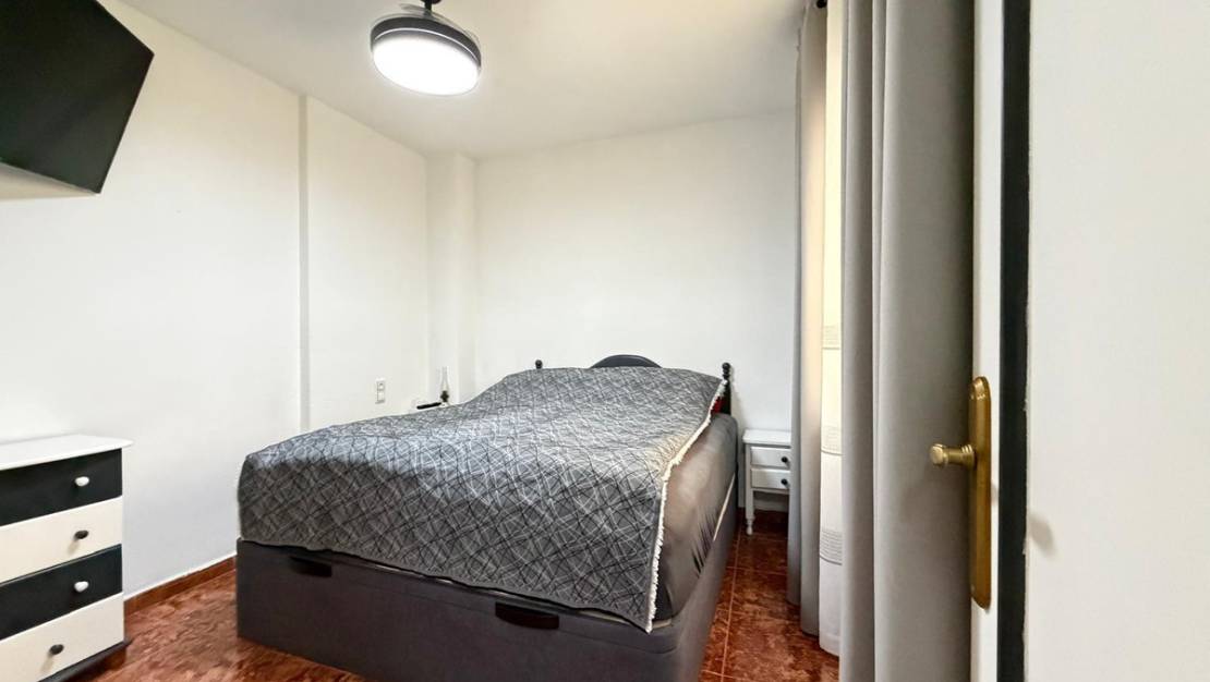 Sale - Apartment - Torrevieja - Torrevieja Centro