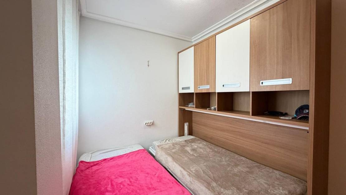 Sale - Apartment - Torrevieja - Torrevieja Centro