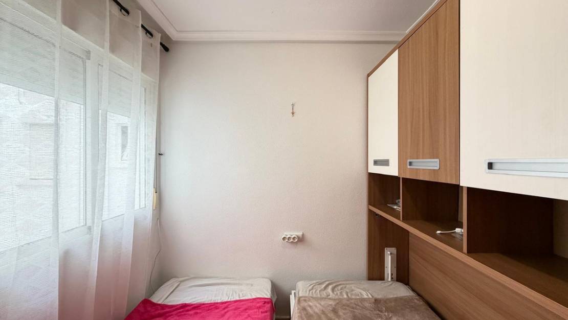 Sale - Apartment - Torrevieja - Torrevieja Centro