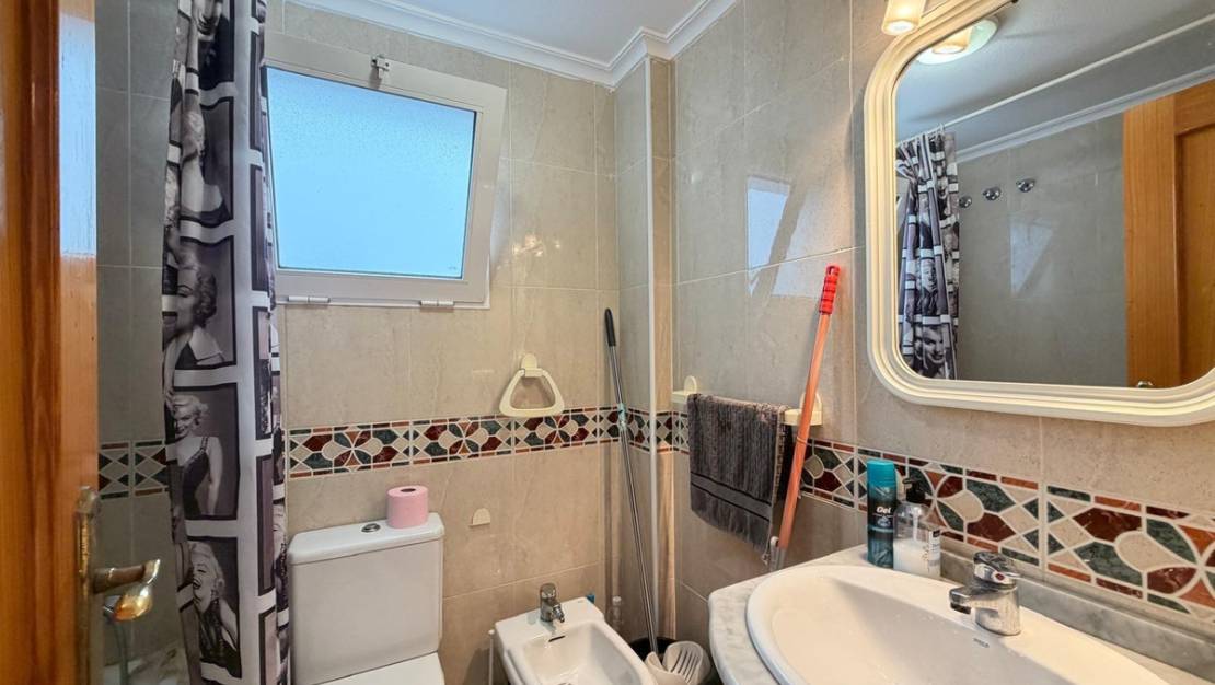 Sale - Apartment - Torrevieja - Torrevieja Centro