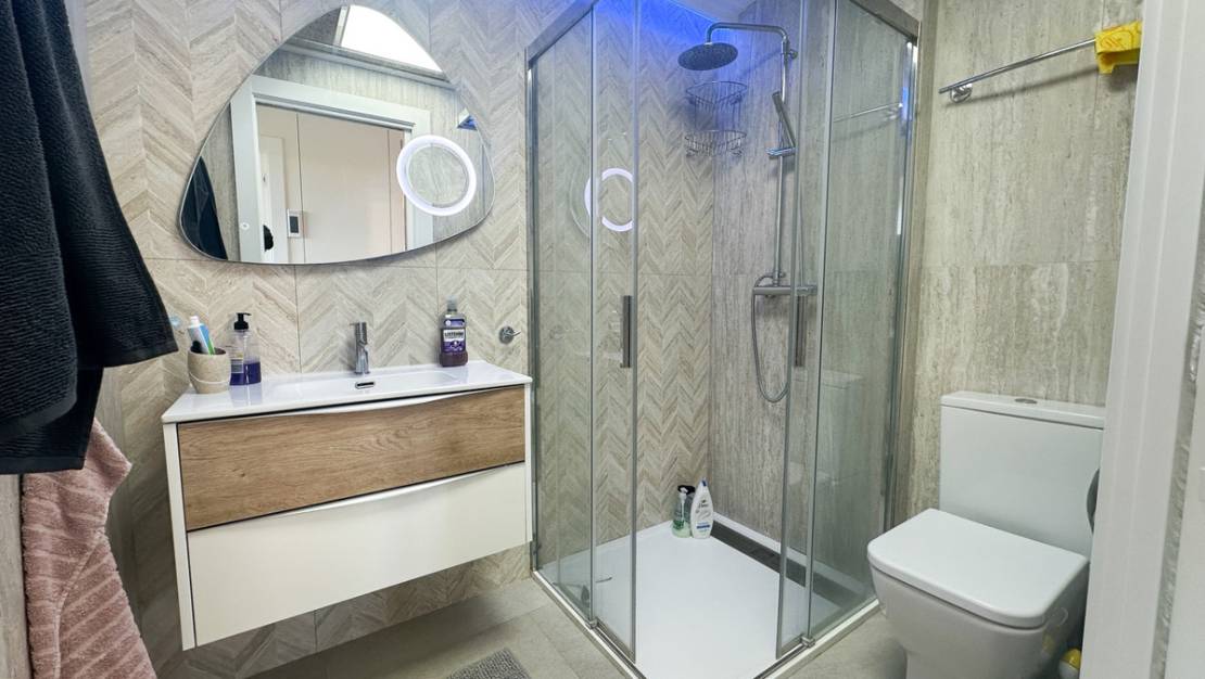 Sale - Apartment - Torrevieja - Torrevieja Centro