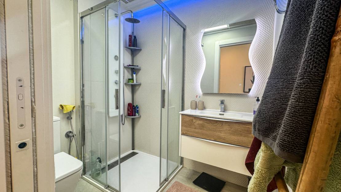 Sale - Apartment - Torrevieja - Torrevieja Centro