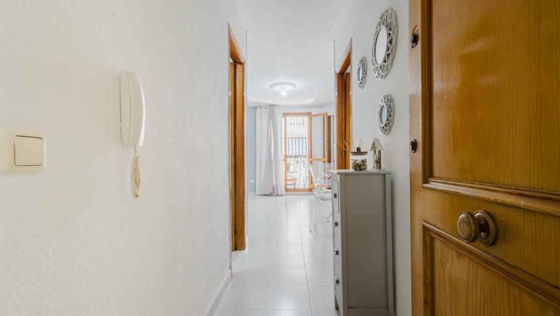 Sale - Apartment - Torrevieja - Torrevieja Centro