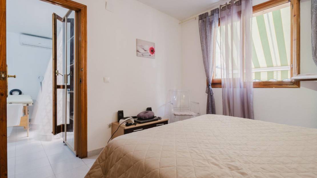 Sale - Apartment - Torrevieja - Torrevieja Centro