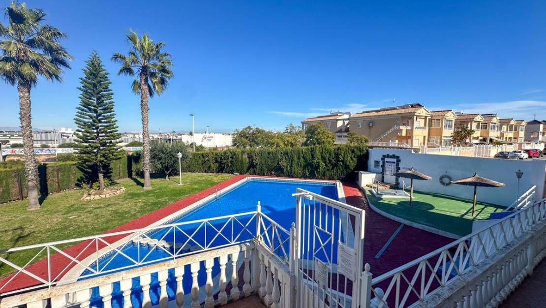 Sale - Apartment - Torrevieja - Torrevieja Centro