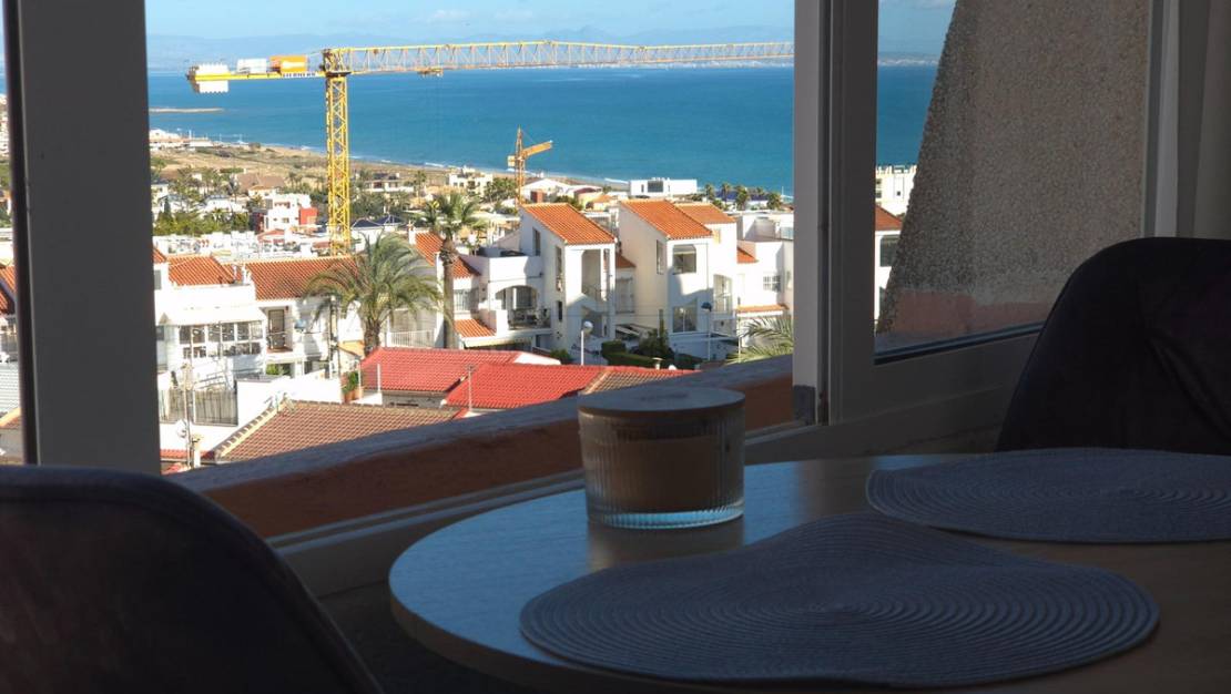 Sale - Apartment - Torrevieja - Torrevieja Centro