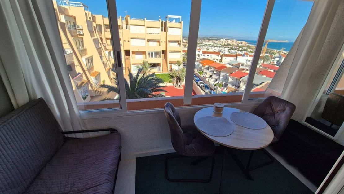 Sale - Apartment - Torrevieja - Torrevieja Centro
