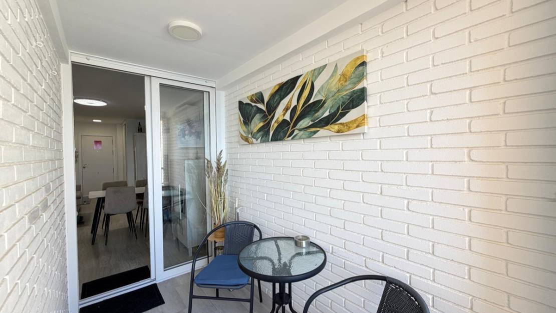 Sale - Apartment - Torrevieja - Torrevieja Centro