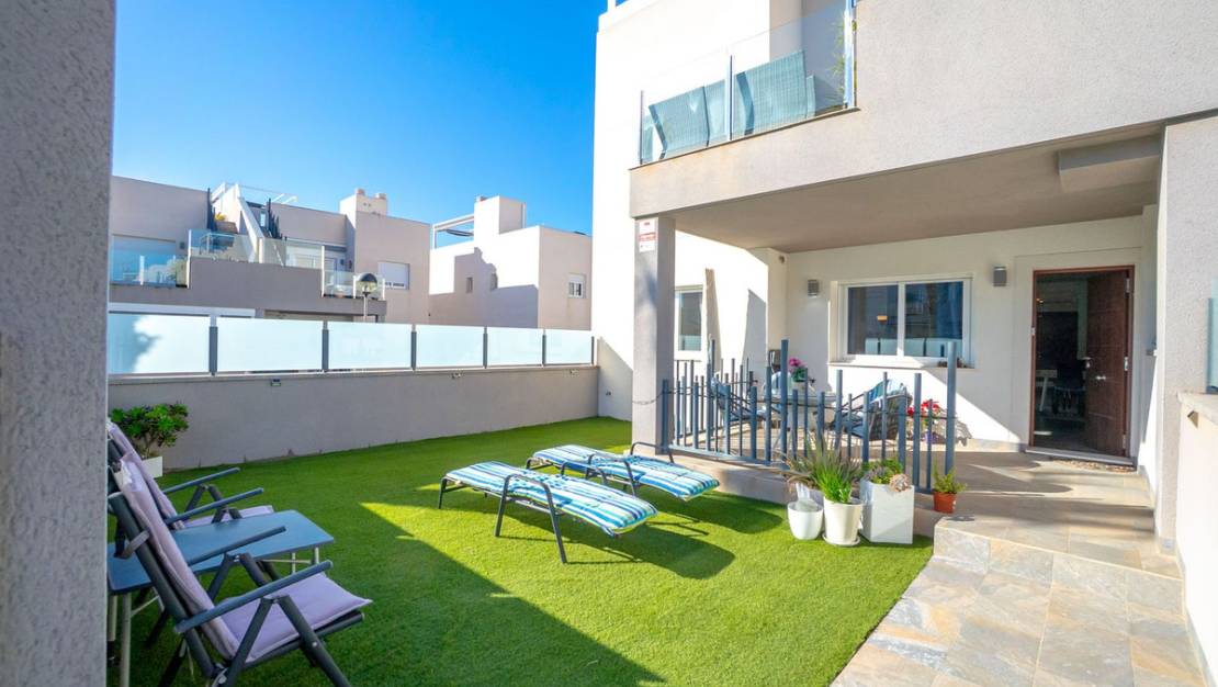 Sale - Apartment - Torrevieja - Torrevieja Centro