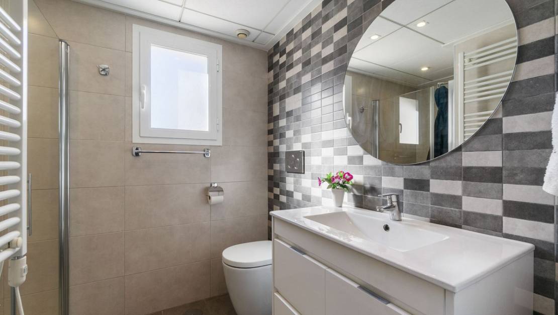 Sale - Apartment - Torrevieja - Torrevieja Centro