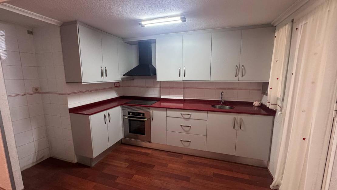 Sale - Apartment - Torrevieja - Torrevieja Centro