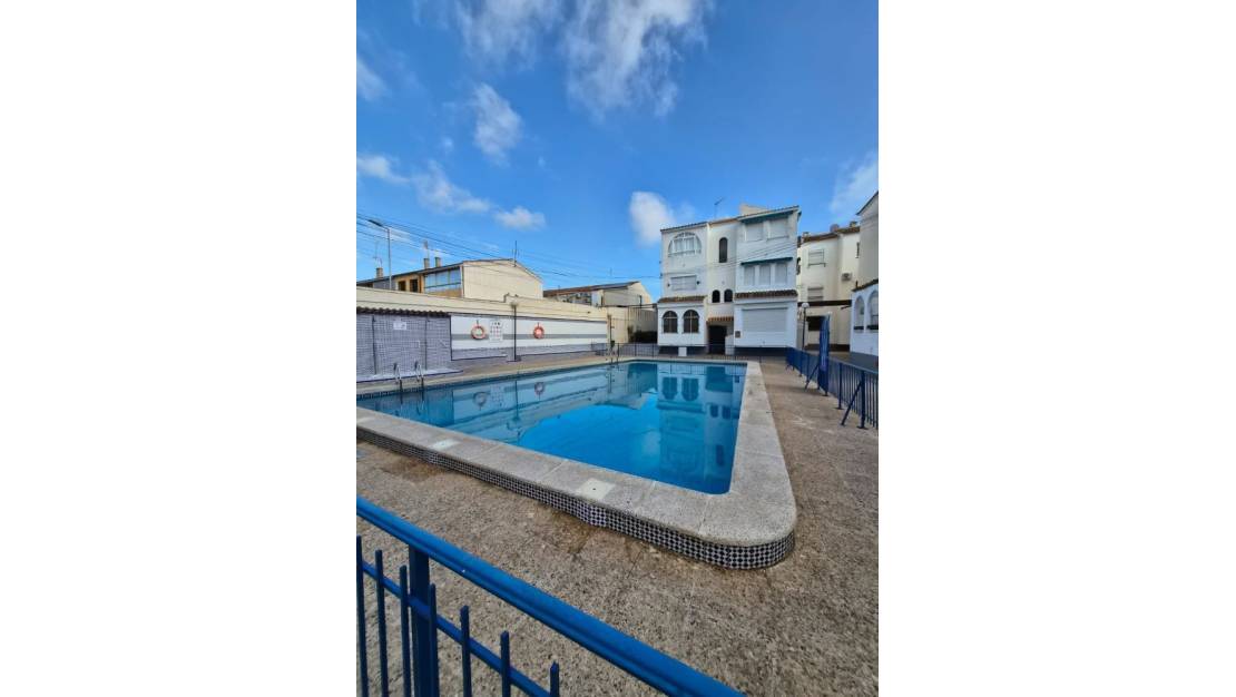 Sale - Apartment - Torrevieja - Torrevieja Centro