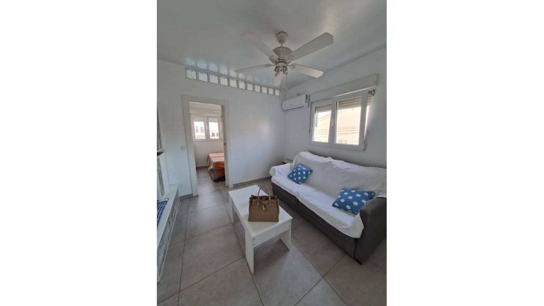 Sale - Apartment - Torrevieja - Torrevieja Centro