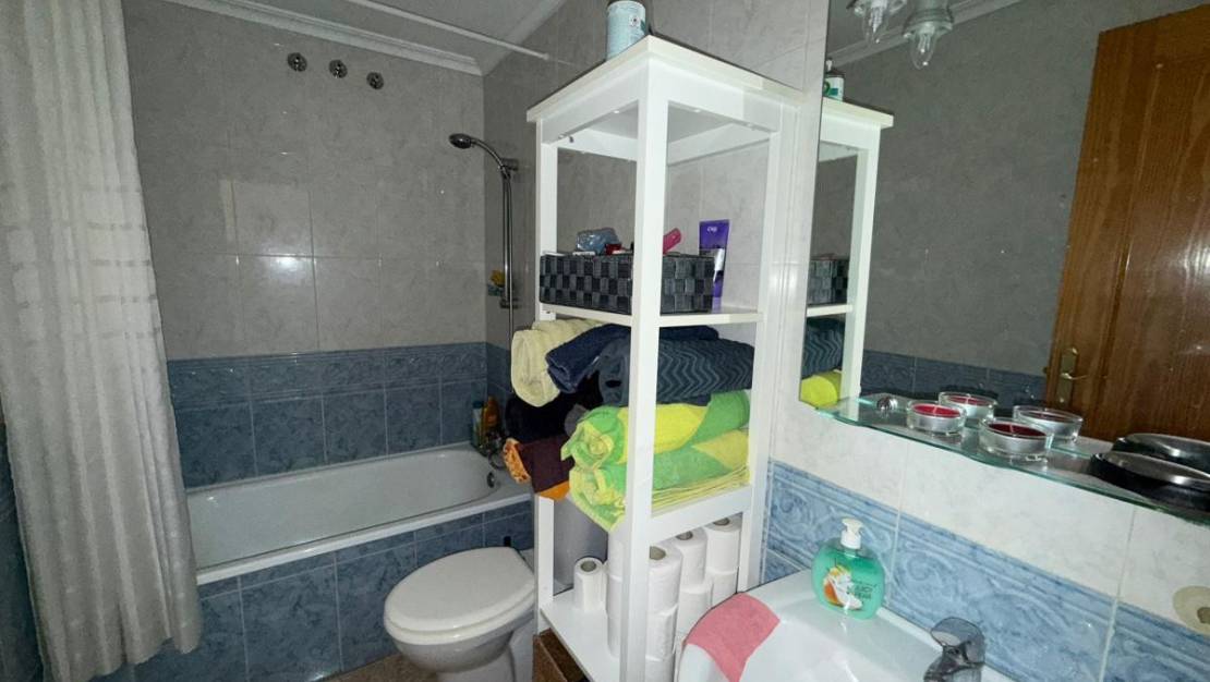 Sale - Apartment - Torrevieja - Torrevieja Centro