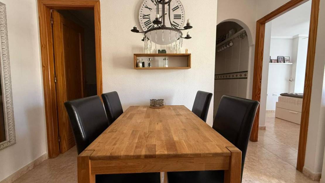 Sale - Apartment - Torrevieja - Torrevieja Centro