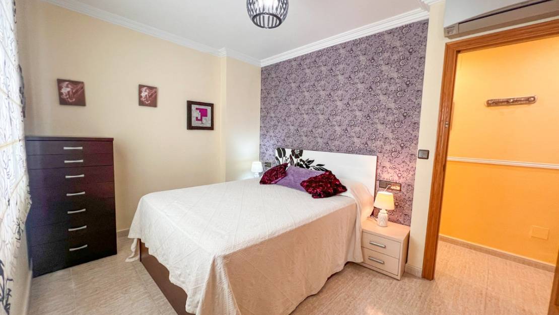 Sale - Apartment - Torrevieja - Torrevieja Centro