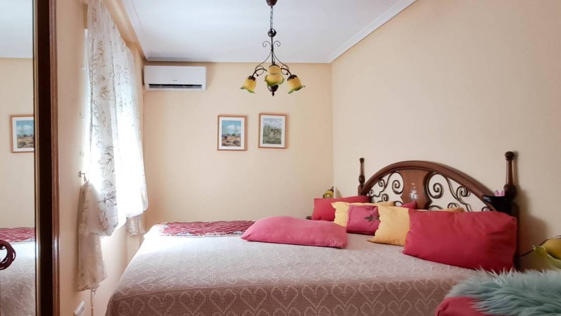 Sale - Apartment - Torrevieja - Torrevieja Centro