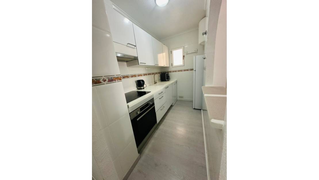 Sale - Apartment - Torrevieja - Torrevieja Centro