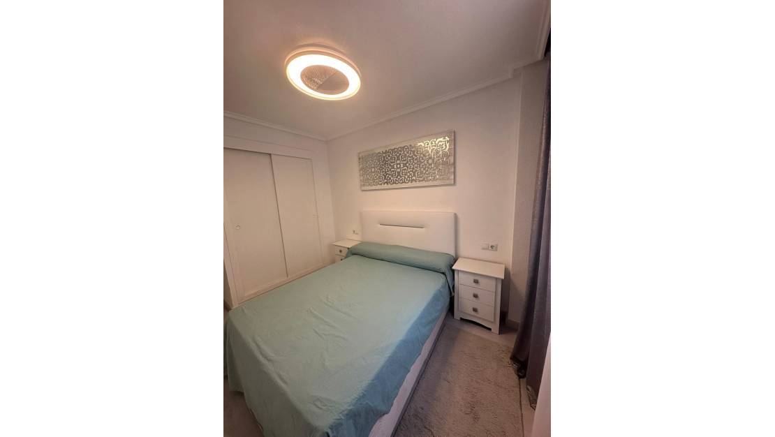 Sale - Apartment - Torrevieja - Torrevieja Centro