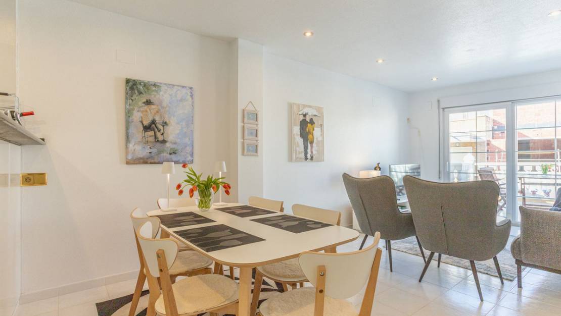 Sale - Apartment - Torrevieja - Torrevieja Centro