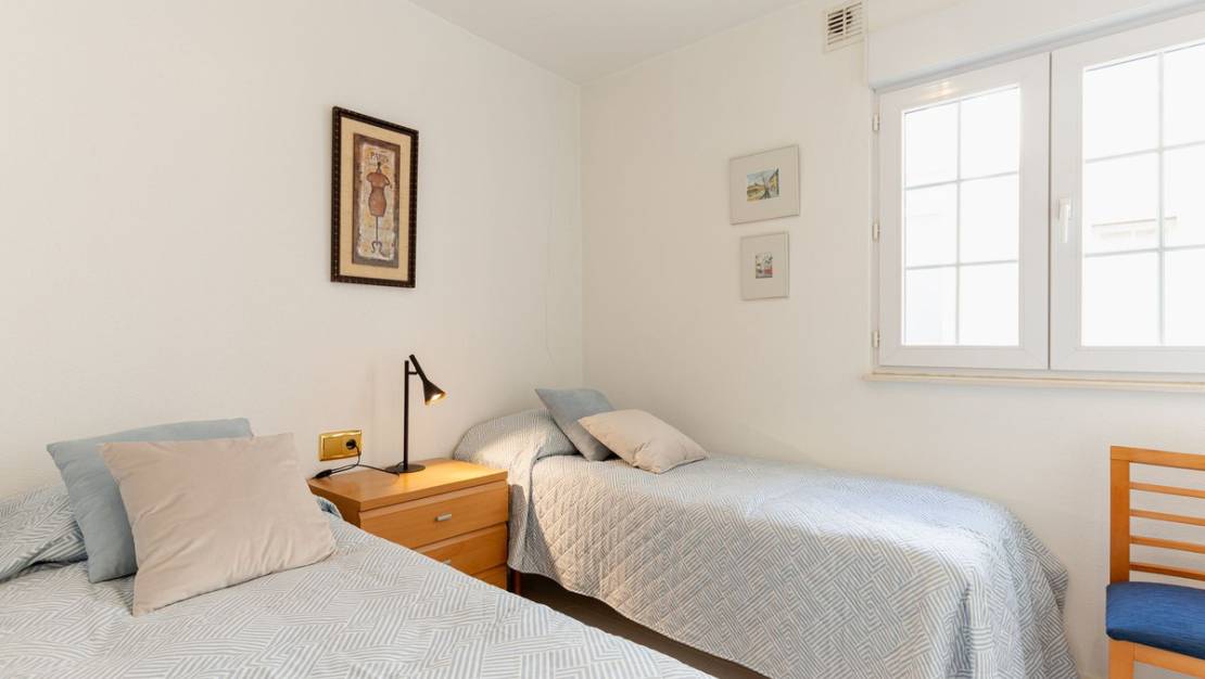 Sale - Apartment - Torrevieja - Torrevieja Centro