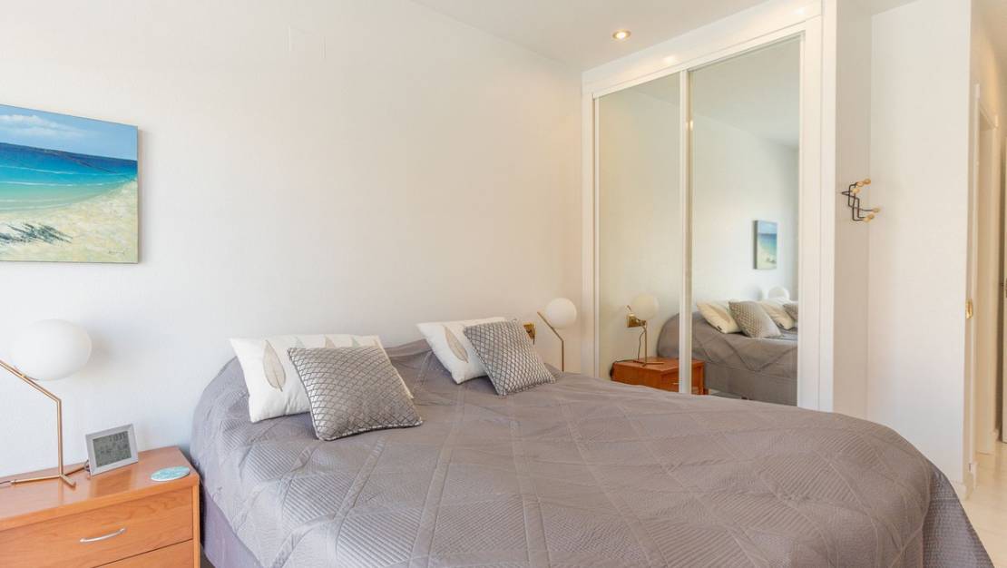 Sale - Apartment - Torrevieja - Torrevieja Centro