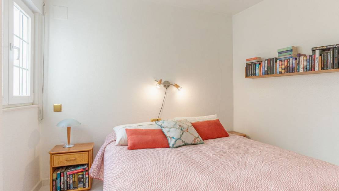 Sale - Apartment - Torrevieja - Torrevieja Centro