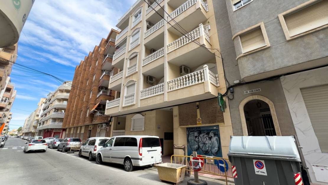Sale - Apartment - Torrevieja - Torrevieja Centro