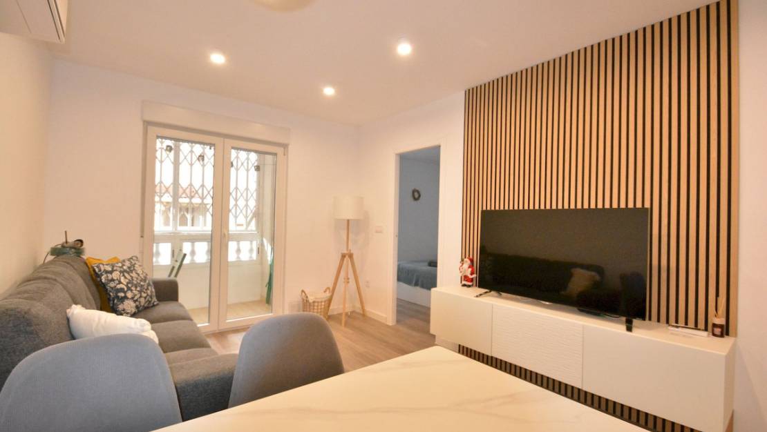 Sale - Apartment - Torrevieja - Torrevieja Centro