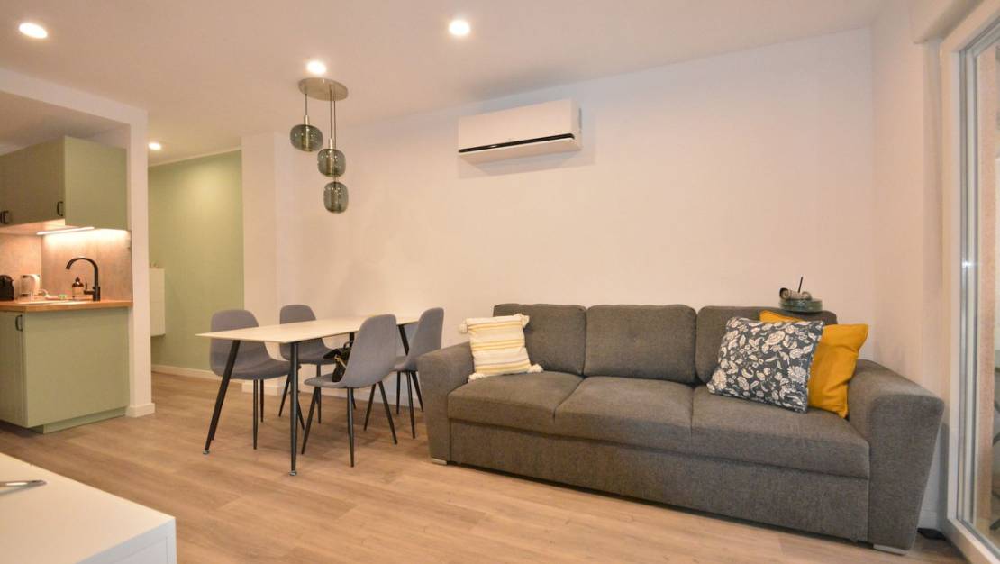 Sale - Apartment - Torrevieja - Torrevieja Centro