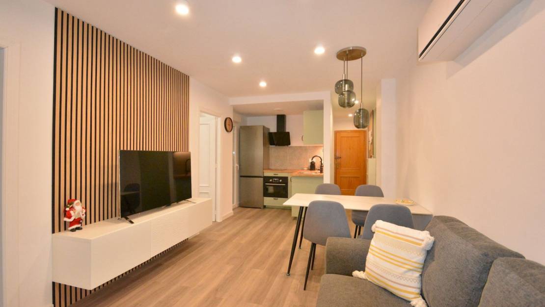 Sale - Apartment - Torrevieja - Torrevieja Centro