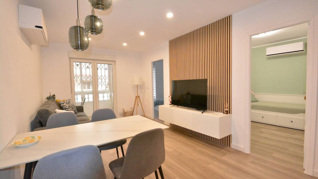 Sale - Apartment - Torrevieja - Torrevieja Centro