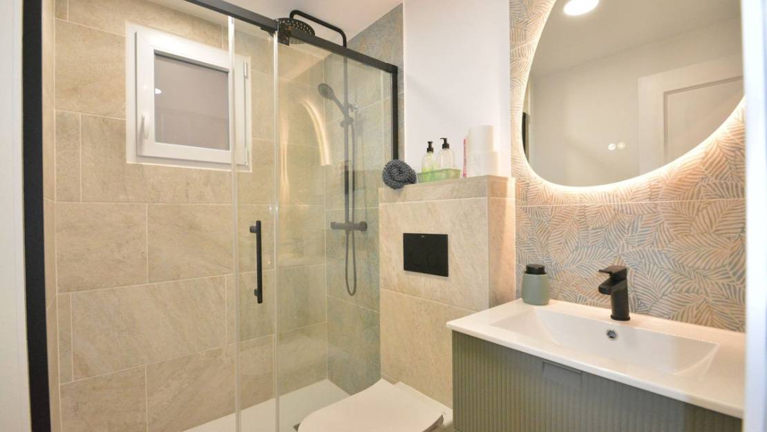 Sale - Apartment - Torrevieja - Torrevieja Centro