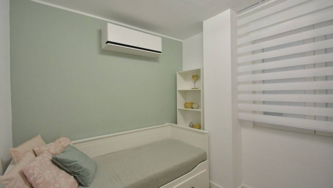 Sale - Apartment - Torrevieja - Torrevieja Centro