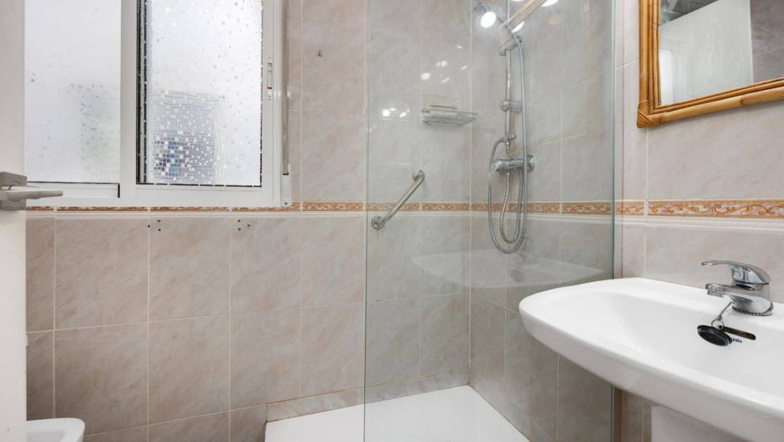Sale - Apartment - Torrevieja - Torrevieja Centro