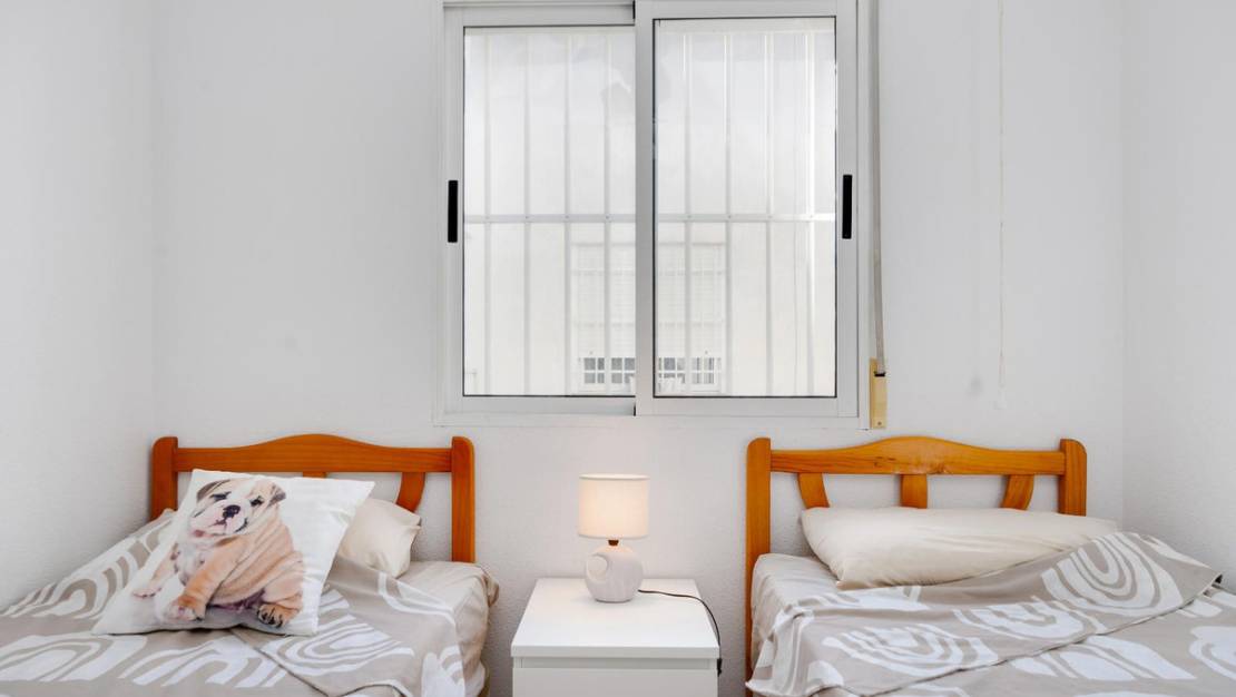 Sale - Apartment - Torrevieja - Torrevieja Centro