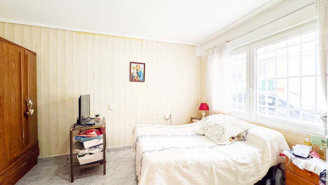 Sale - Apartment - Torrevieja - Torrevieja Centro