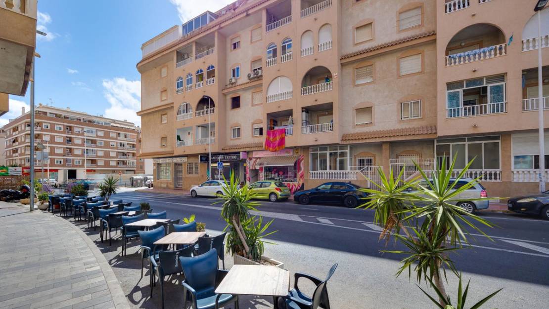 Sale - Apartment - Torrevieja - Torrevieja Centro