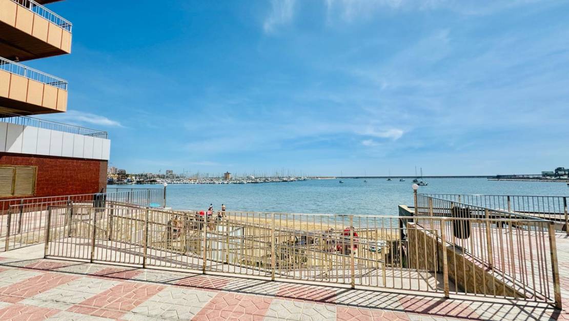 Sale - Apartment - Torrevieja - Torrevieja Centro