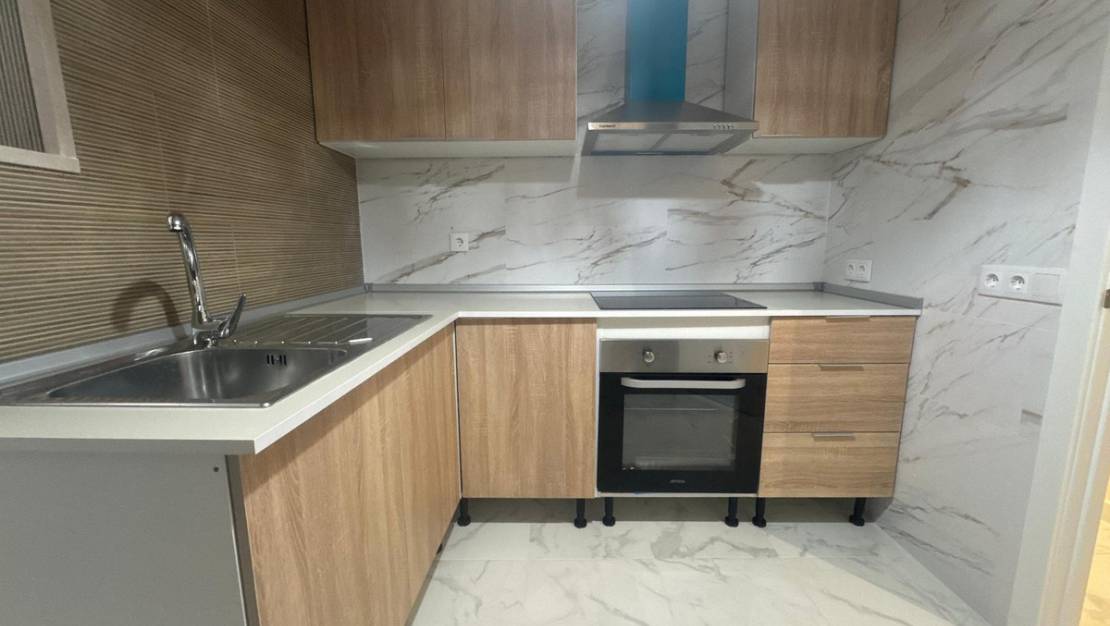 Sale - Apartment - Torrevieja - Torrevieja Centro