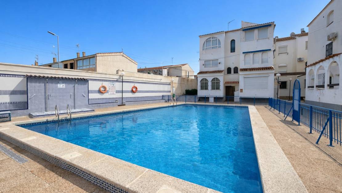Sale - Apartment - Torrevieja - Torrevieja Centro